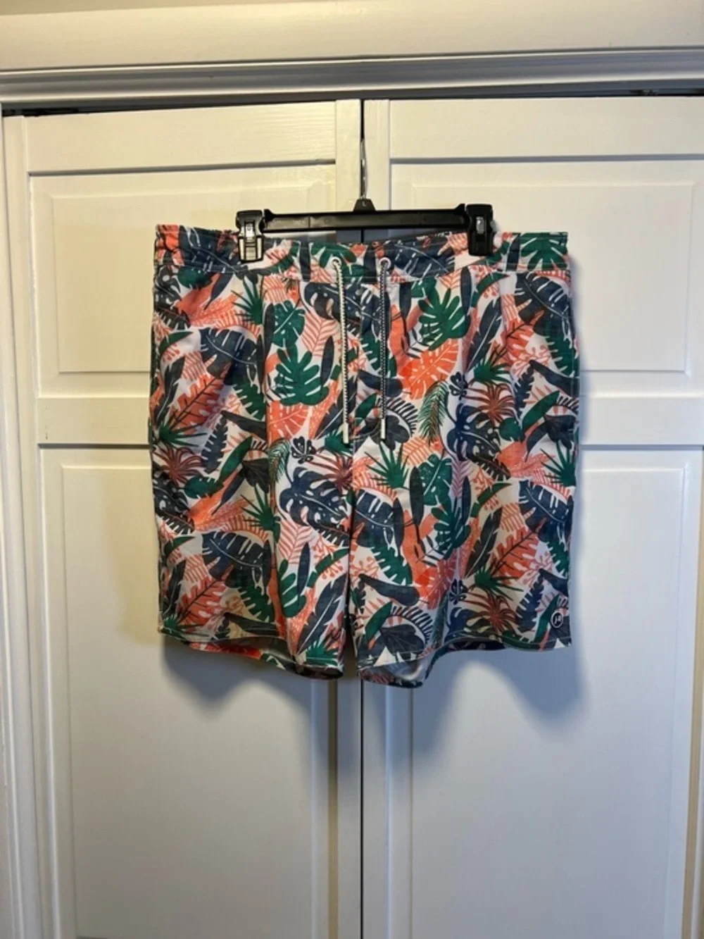 johnnie-O Largo Swim Trunks Size Men’s XXL Color Blue/Green/Orange